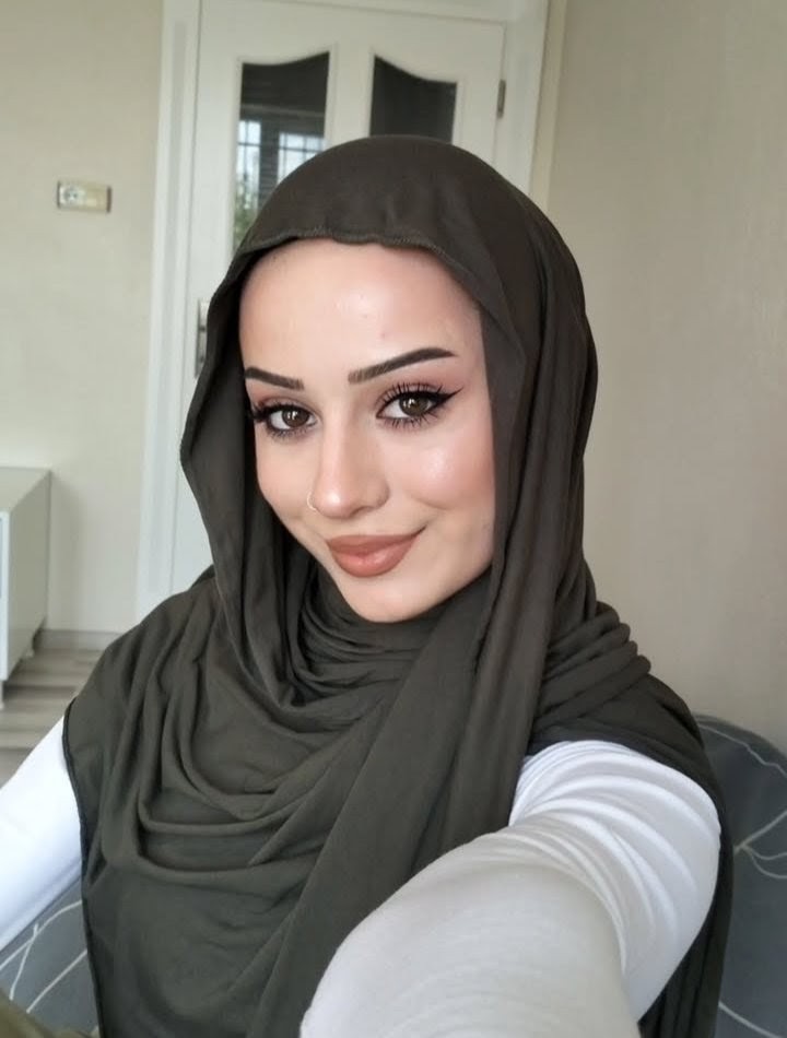 Işıklı Enerji Dolu Kadın Escort Kübra
