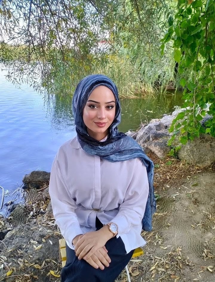 Yağmurca Hayalperest Kadın Escort Berrak