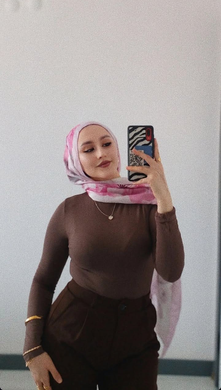 Taptık Öğrenci Escort Ece