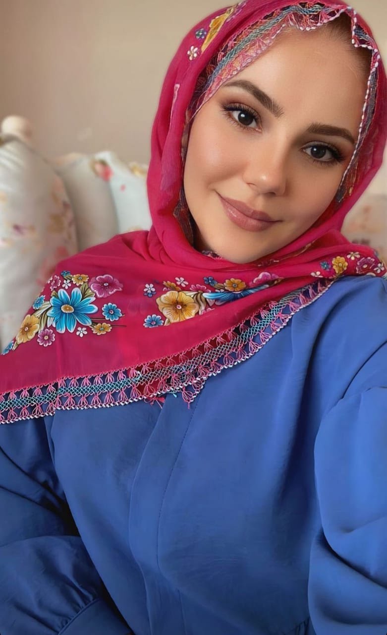 Akhoca Zarif Bir Sevgili Bayan Escort Hale