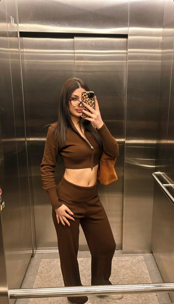 Büyünlü Aşkı Tutan Kadın Bayan Escort Müşerref