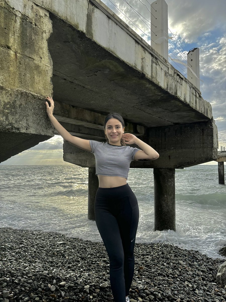 Bostanlı Mantıklı Partner Escort Seda